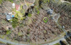 137 East Riverbend, Eatonton, GA 31024