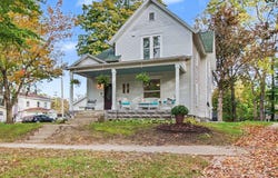 212 Race Street, Allegan, MI 49010