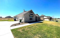 155 Spanish Moss Trail, Rhome, TX 76078