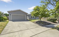 588 SE DANCE DR, Estacada, OR 97023