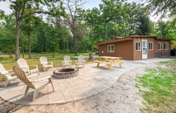 4558 W Unora Drive, Baldwin, MI 49304