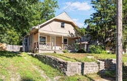 1204 N Spring Street, Independence, MO 64050