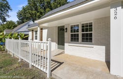 326 Hillbrook Drive, Southaven, MS 38671