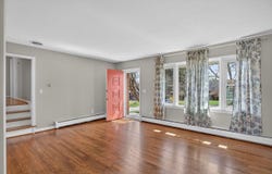 207 BURNLEY DR, STAUNTON, VA 24401