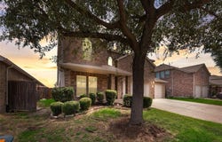 1010 Trickham Drive, Forney, TX 75126