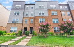 10338 RATCLIFFE TRAIL, MANASSAS, VA 20110