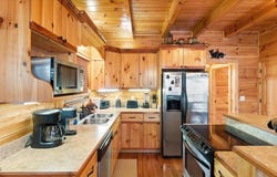 2753 Murray Ridge Road, Sevierville, TN 37876