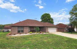 424  W Tanner  DR, Fayetteville, AR 72701