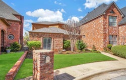 201 Paseo de Vida Loop, Altus, OK 73521