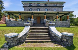 2611 HAMPDEN Boulevard, READING, PA 19604