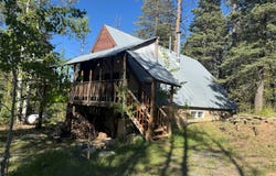 7 W Meadow Lane, Sapello, NM 87745