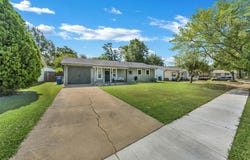 1002 Irion Drive, Euless, TX 76039