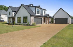 5042 Camp Crossing Crossing, Hernando, MS 38632