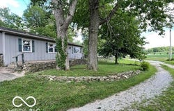7694 E 500 N, Manilla, IN 46150