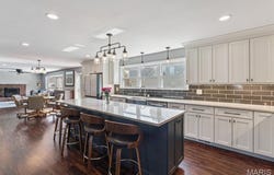 2422 Alcarol Drive, Fenton, MO 63026
