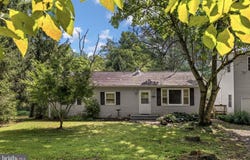 2083 OLD SAWMILL Lane, AMISSVILLE, VA 20106