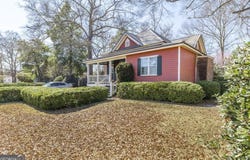 46 S Collins, Reynolds, GA 31076
