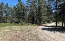 Hwy 97, Crescent, OR 97733