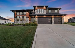 9343 Iris Drive, St. John, IN 46373