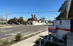 2225 D Street, Bakersfield, CA 93301