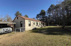 9210 Henderson Road, Pine Bluff, AR 71603