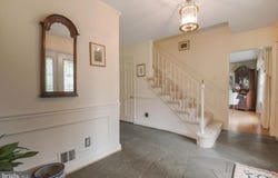 9921 KENTSDALE DR, POTOMAC, MD 20854