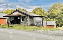 619 South Mckee Street, Greeneville, TN 37743