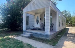 1409 N University Street, Seminole, OK 74868