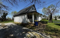 1607 Nutwood Street, Bowling Green, KY 42104