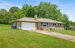 5702 Canterbury Road, Akron, OH 44319