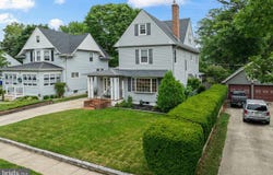 24 S GIRARD STREET, WOODBURY, NJ 08096