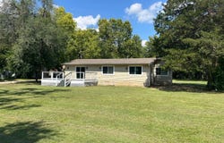 215 West Howard, Caney, KS 67333