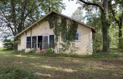 201 W Wommack, Marietta, TX 75566