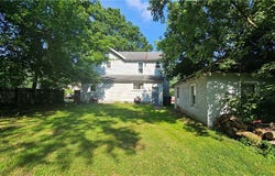 106 Maple Avenue, Creston, OH 44217