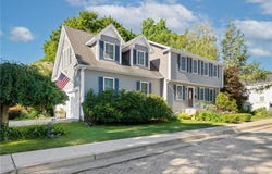 22 Aumond Street, Cranston, RI 02905