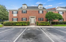 4915 BAYMEADOWS Road unit: 8B, Jacksonville, FL 32217