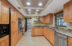 15935 J AND J DRIVE, TAVARES, FL 32778