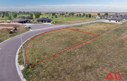 99 Royal Cir, Gillette, WY 82718