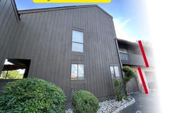 11 Westgate Drive, Edison, NJ 08820
