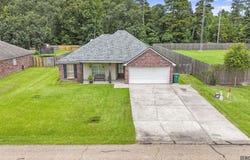 35630 Melrose Ave, Denham Springs, LA 70706