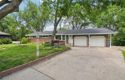 991 Patton Road, New Brighton, MN 55112