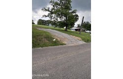 Loop   (Lots 29 & 30) Rd, LaFollette, TN 37766