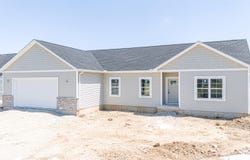 1738 E Kyle Circle, Beloit, WI 53511