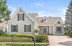 734 Hanover Close, Zionsville, IN 46077