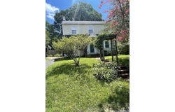333 YORK AVE, STAUNTON, VA 24401