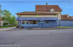 1924 Sanderson Avenue, Scranton, PA 18509