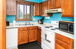217 NW 21st Street, Waverly, IA 50677