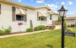 8686 Dutch Elm, ROSCOE, IL 61073