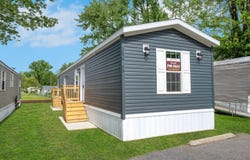 3056 Village Lane, Brooklyn, MI 49230