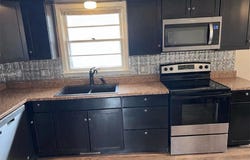 502 NE Ash Street, Lee's Summit, MO 64063